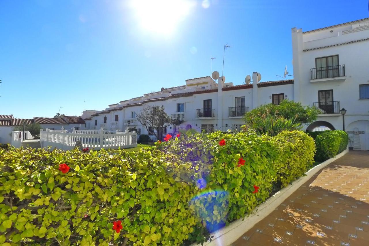 R1358 La Hacienda 10 A Apartment *